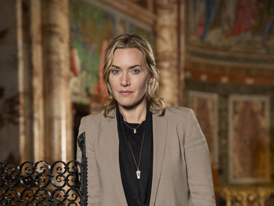 Spectacular Kate Winslet shines with her Hamsa Necklace